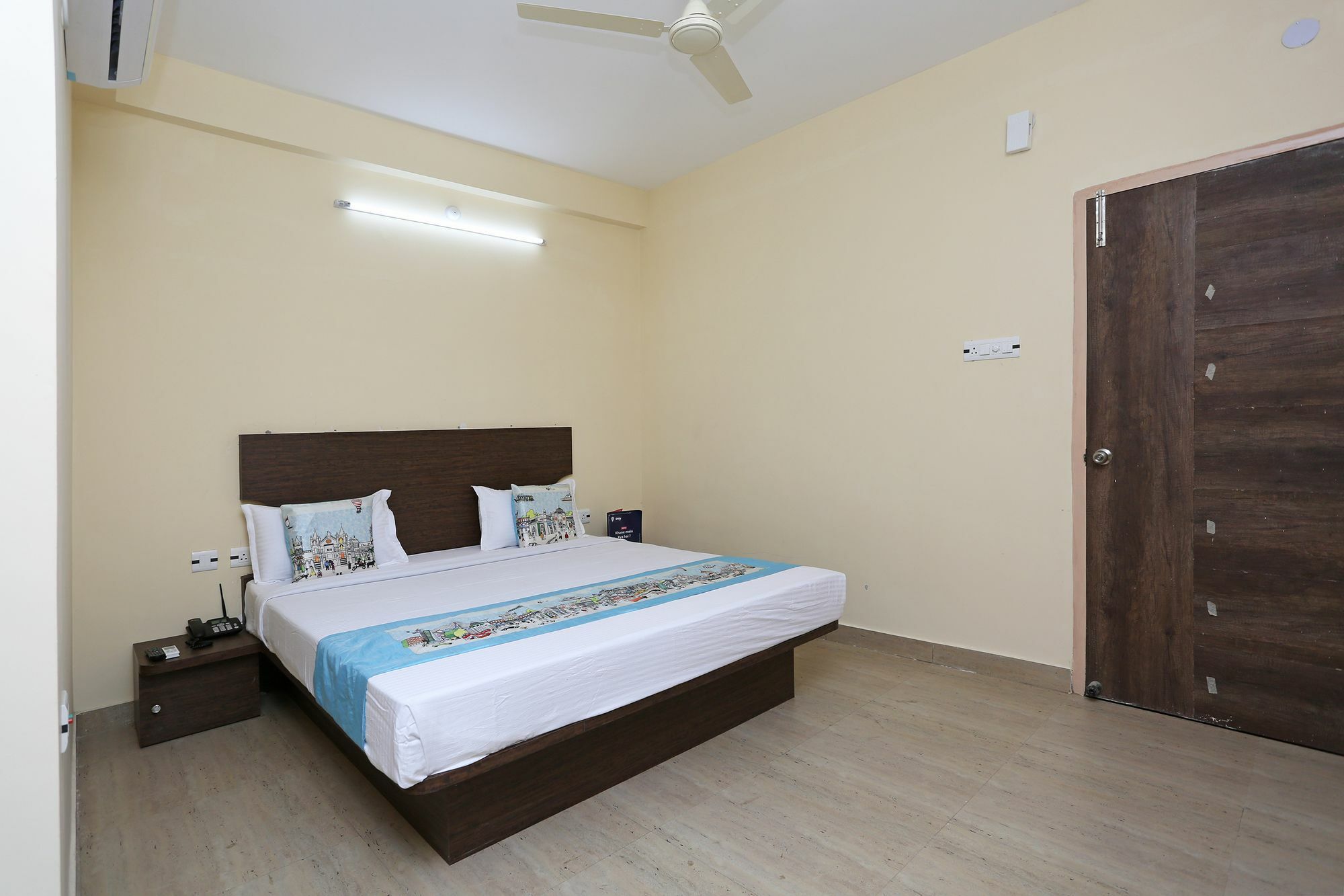 Oyo 11343 Hotel Sai International Bhubaneswar Exterior photo